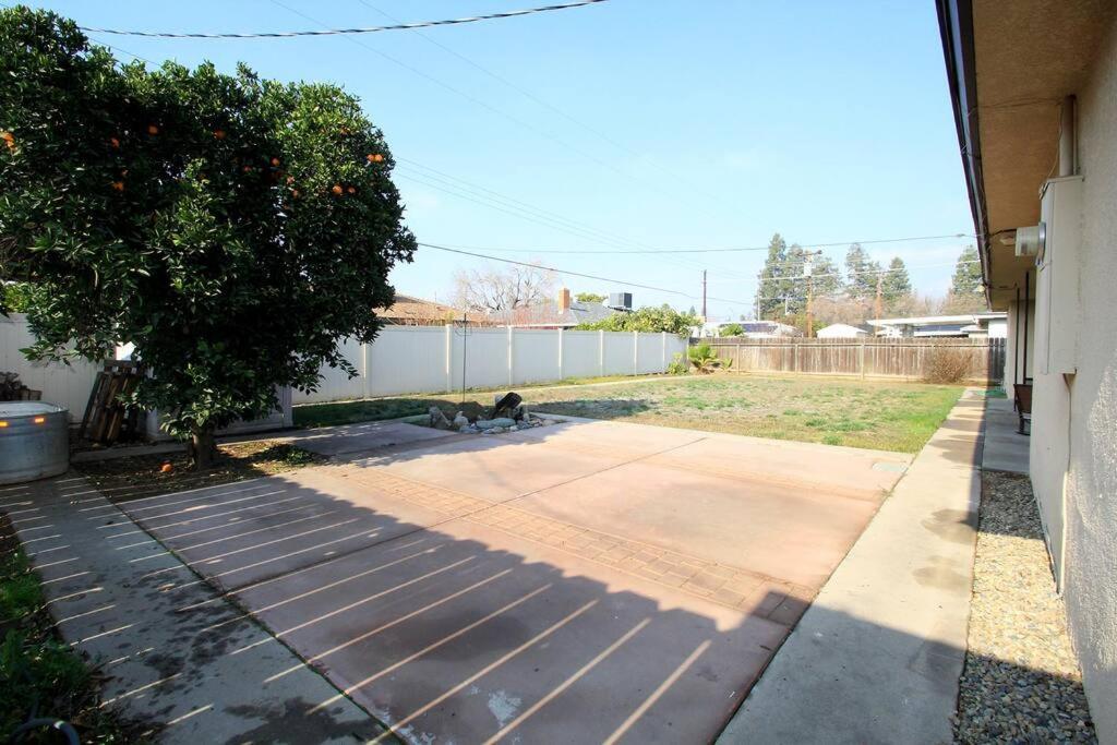 Entire Citrus House In * Fresno